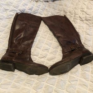 Brown knew high boots. Size 9